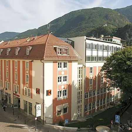 Kolpinghaus Hotell 2*